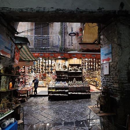 The San Gregorio Armeno Apartment By Housein나폴리 외부 사진