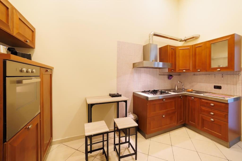 The San Gregorio Armeno Apartment By Housein나폴리 외부 사진