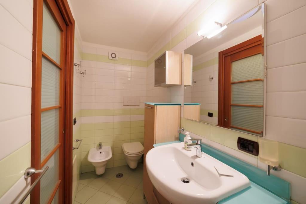 The San Gregorio Armeno Apartment By Housein나폴리 외부 사진